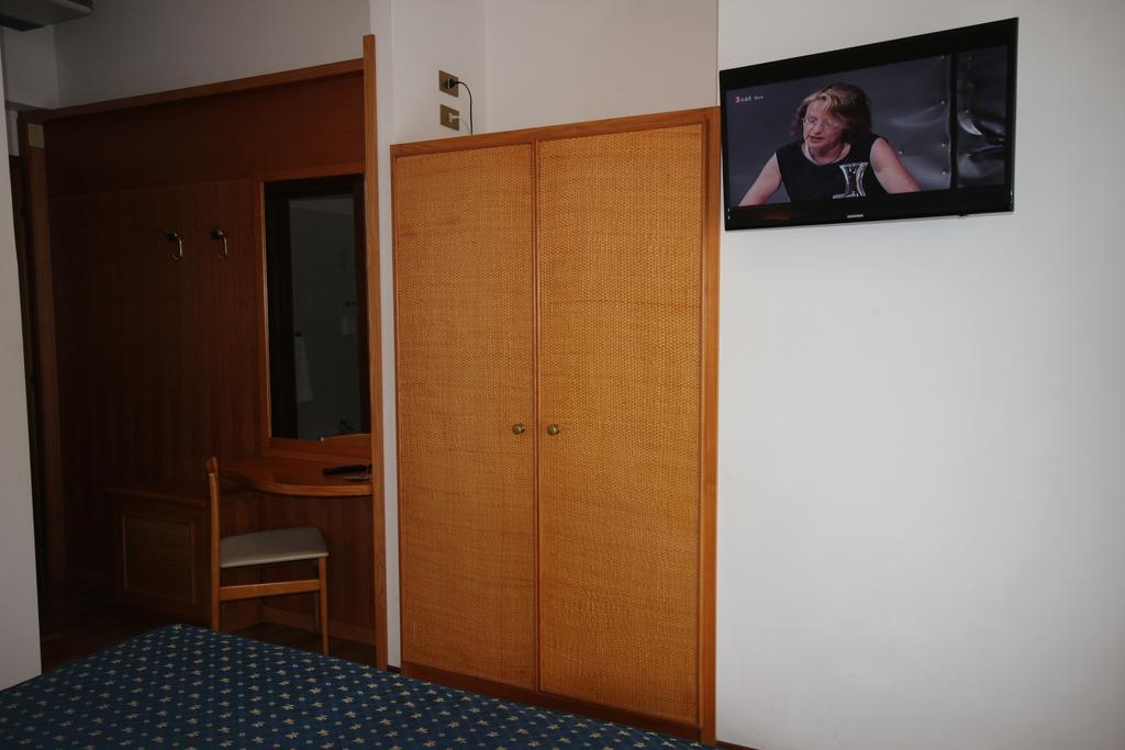 Roma Hotel