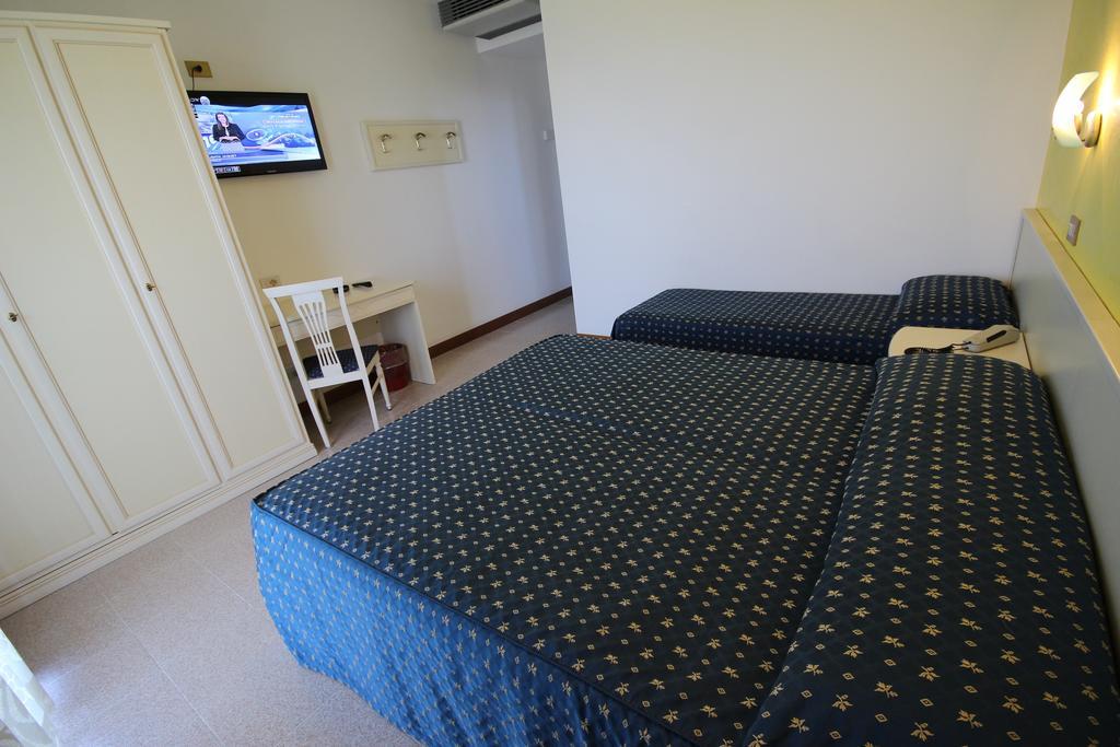 Roma Hotel